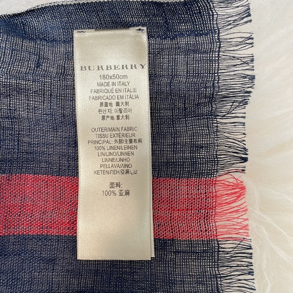 Burberry Check Linen Scarf. Authentic - Picture 5 of 8